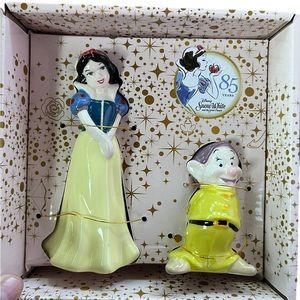 Disney Princess Snow White and Dopey Salt & Pepper Shakers 85Year Anniversary